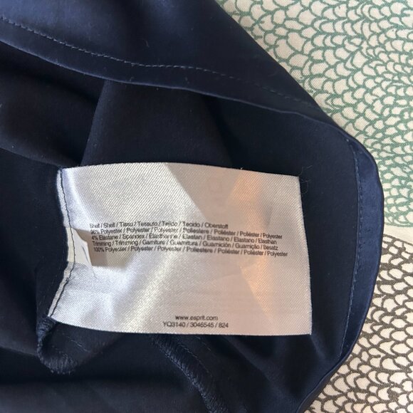 ESPRIT Navy Blue Satin Sleeveless Top Scoop Neck Rushing & Shoulder Detail Large - Picture 10 of 11